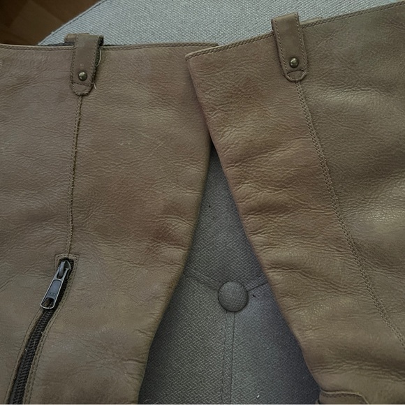 Jessica Simpson riding boots - Picture 5 of 5